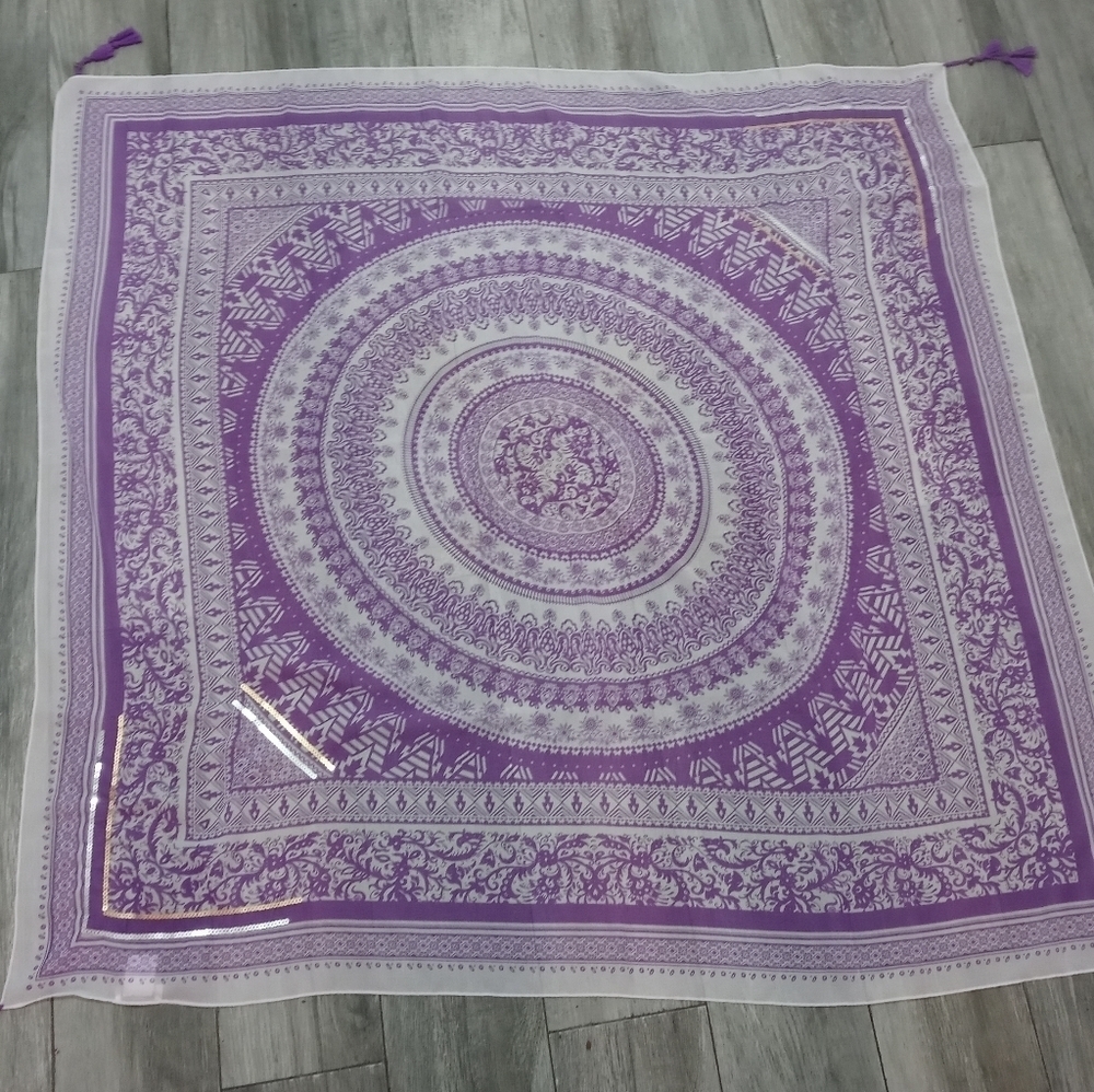 CHARMING CHARLIE  FLORAL AZTEC PRINT FASHION SCARF 42"×42" W TASSELS
